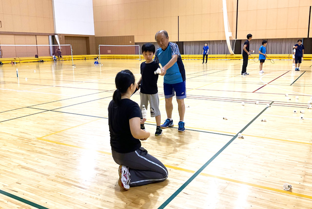 親子バドミントン(小学生とその保護者)